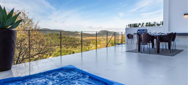 Villa in Búger with Rooftop Pool & Scenic Views图片