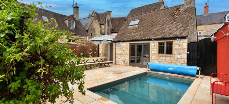 Luxury Home in Painswick by St. Mary’s Church图片
