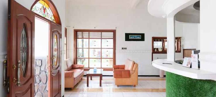 红多兹Plus酒店-近史莱克塔2号游乐园(RedDoorz Plus Near Taman Rekreasi Selecta 2)图片