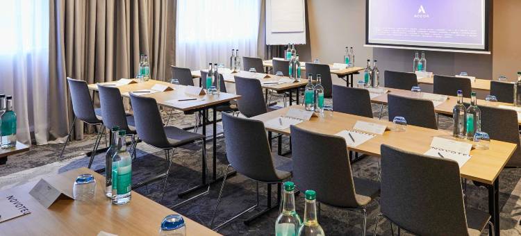 伯明翰机场诺富特酒店(Novotel Birmingham Airport)图片