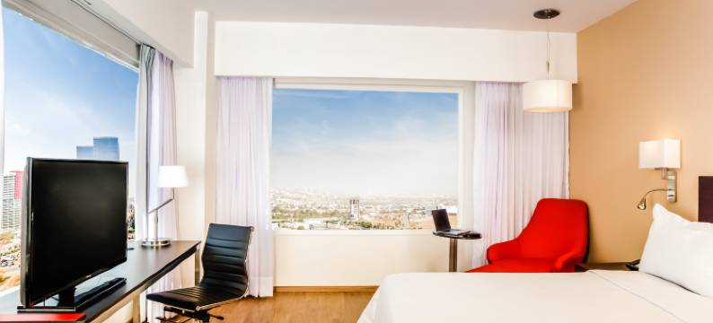 奎雷塔罗中心南侧费斯塔客栈酒店(Fiesta Inn Queretaro Centro Sur)图片