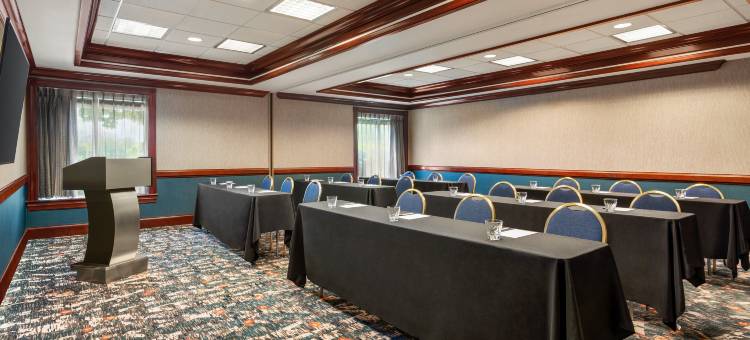 希尔顿欢朋酒店-杜勒斯瀑布(Hampton Inn Dulles/Cascades)图片