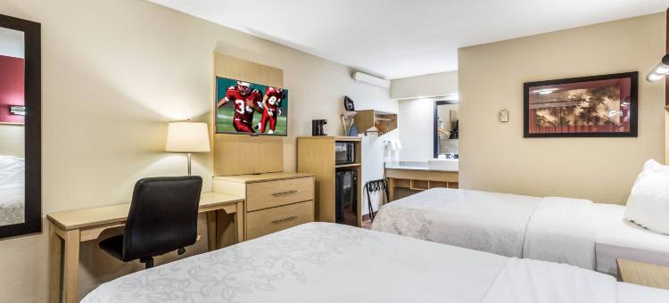 纳什维尔北红顶PLUS+酒店-古德利茨维尔(Red Roof Plus+ Nashville North - Goodlettsville)图片