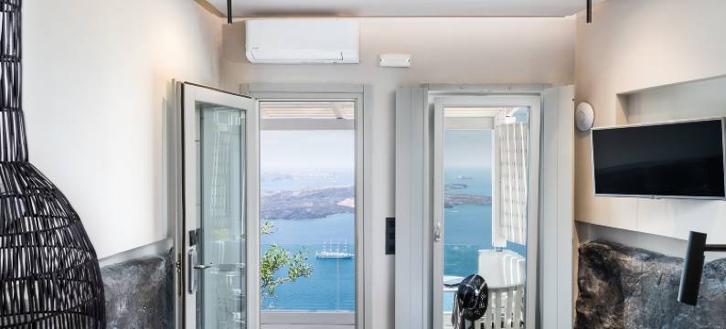 岩石酒店(On the Rocks)图片