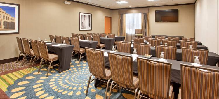 洲际智选假日酒店及套房圣约瑟夫(Holiday Inn Express & Suites ST. Joseph)图片