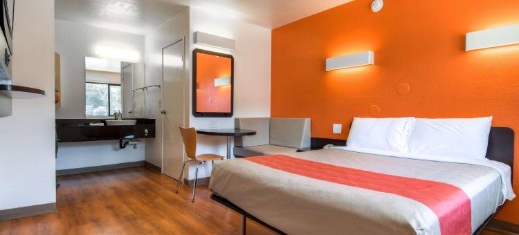 圣迭戈酒店圈6号汽车旅馆(Motel 6 San Diego, CA - Hotel Circle - Mission Valley)图片