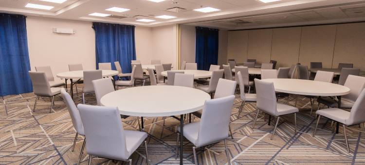 鹿湖地平线酒店(Deer Lake Horizon Hotel)图片
