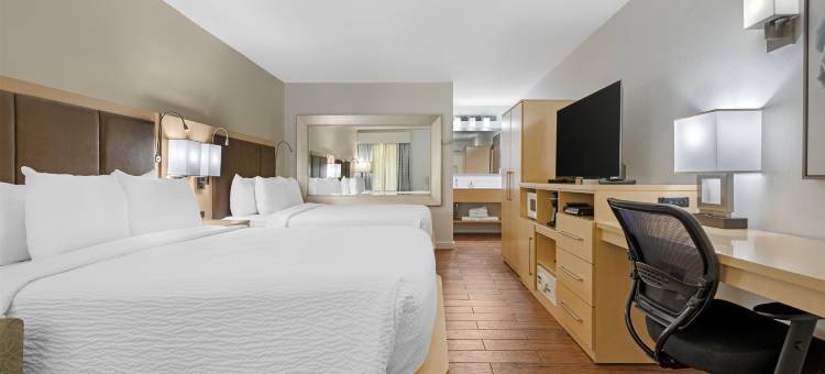 南海岸贝斯特韦斯特优质酒店(Best Western Plus South Coast Inn)图片