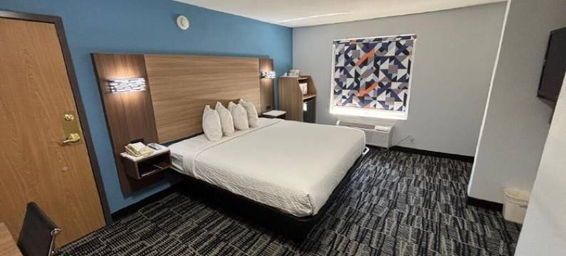 Jacksonville Inn & Suites图片