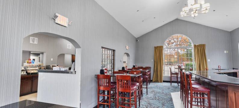 汉普顿贝斯特韦斯特优质酒店(Best Western Plus the Inn at Hampton)图片