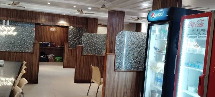 巴吉亚酒店餐厅(Hotel Bagiya Restaurant)图片