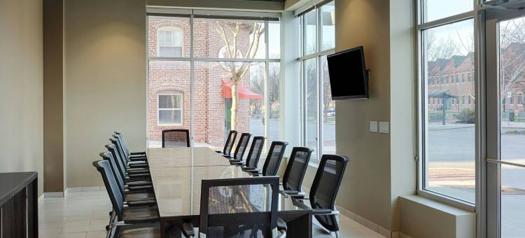 布卢明顿万豪SpringHill Suites 酒店(SpringHill Suites Bloomington)图片
