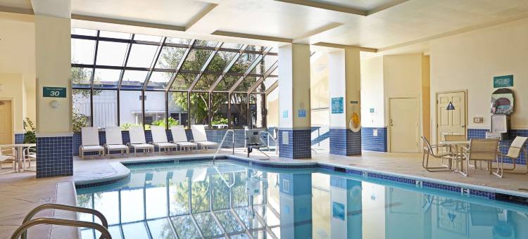 洛杉矶国际机场北安泊套房酒店(Embassy Suites by Hilton Los Angeles International Airport North)图片