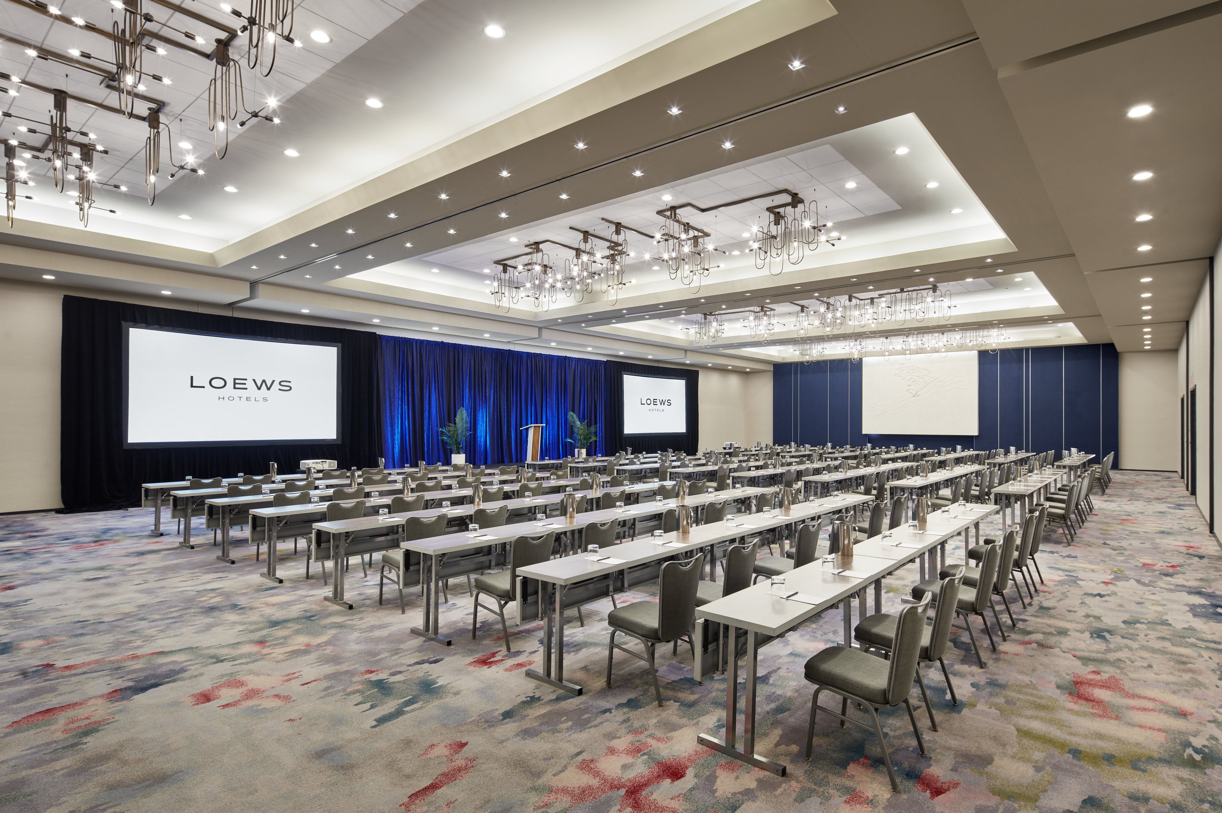 The Lofton Hotel Minneapolis, Tapestry Collection by Hilton Over view