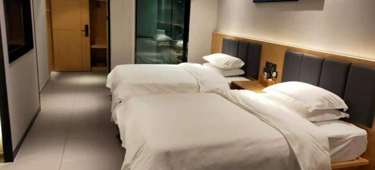 天峨桂美民宿(广西龙滩大峡谷国家森林公园店)图片