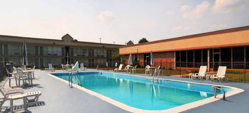 品质套房酒店(Quality Inn & Suites)图片