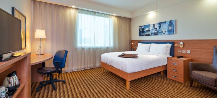 伦敦鲁顿机场希尔顿欢朋酒店(Hampton by Hilton London Luton Airport)图片