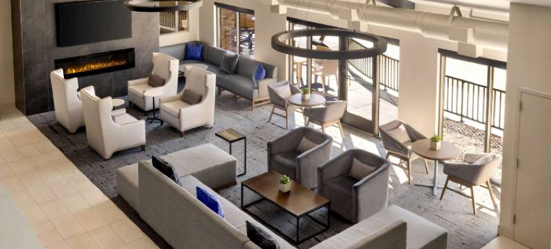 奥瓦通纳呗盟套房酒店(Baymont by Wyndham Owatonna)图片