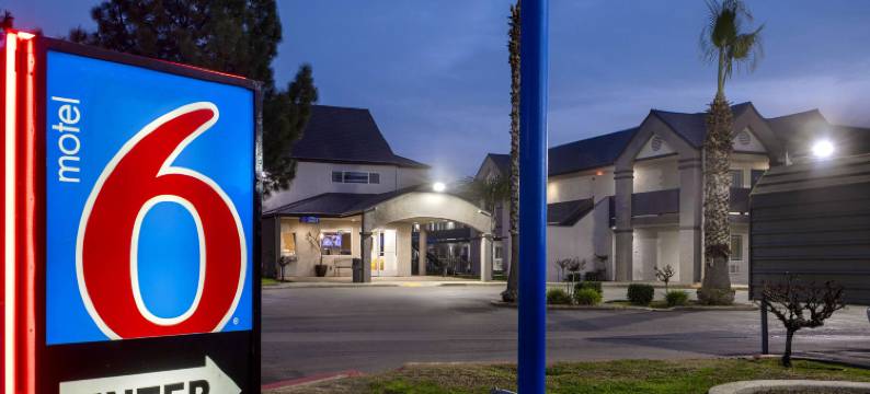 巴顿威洛市中心6号汽车旅馆(Motel 6 Buttonwillow, CA Central)图片