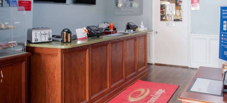 南伊克诺套房酒店(Econo Lodge Inn & Suites South)图片