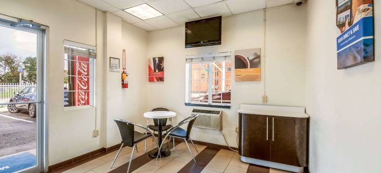 华盛顿DC会议中心6号汽车旅馆(Motel 6 Washington, DC - Convention Center)图片