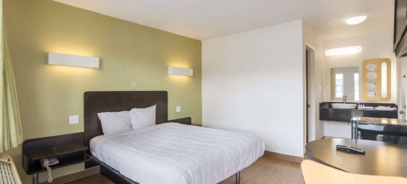 博林格林美洲贝斯特维佑酒店(Americas Best Value Inn Bowling Green)图片