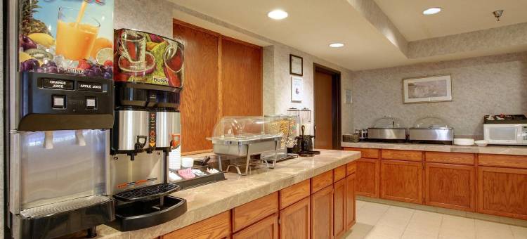 圣路易斯圣查尔斯美洲最佳价值套房酒店(Americas Best Value Inn and Suites Saint Charles)图片