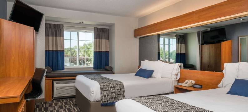 普林菲尔德麦客达套房酒店(Microtel Inn & Suites by Wyndham Springfield)图片