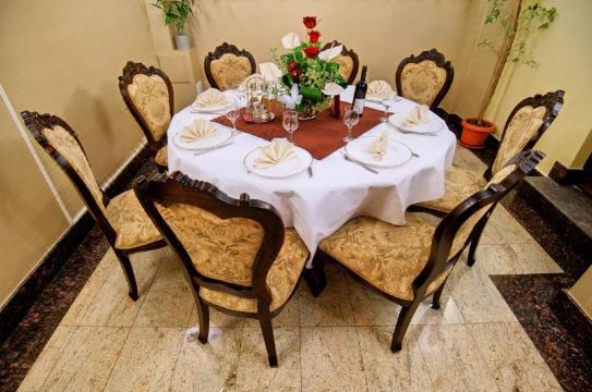 Hotel Carol Hotel Overview