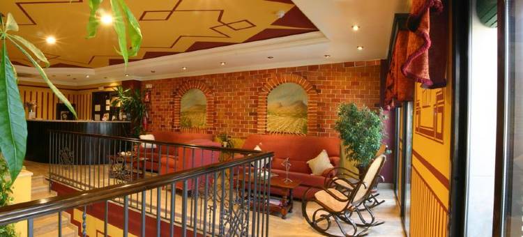 拉斯罗萨斯酒店(Hotel Las Rosas)图片
