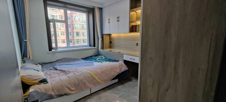 爱予家民宿(政通路分店)图片