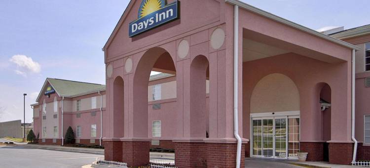 温德姆戴斯套房酒店-亨茨维尔太空中心(Days Inn & Suites by Wyndham Huntsville)图片