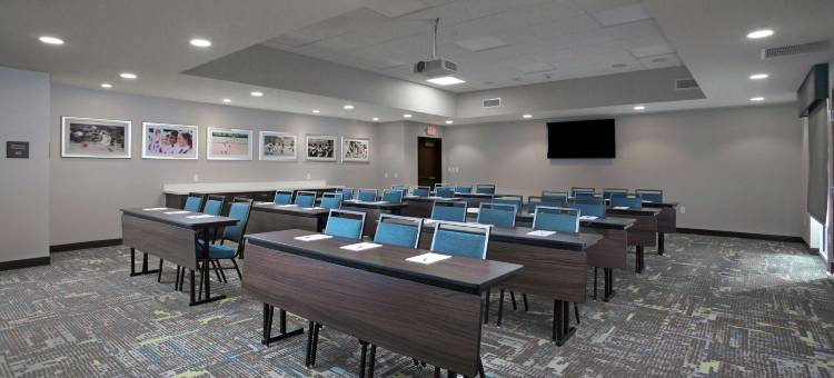 库茨敦希尔顿欢朋套房酒店(Hampton Inn & Suites by Hilton Kutztown)图片