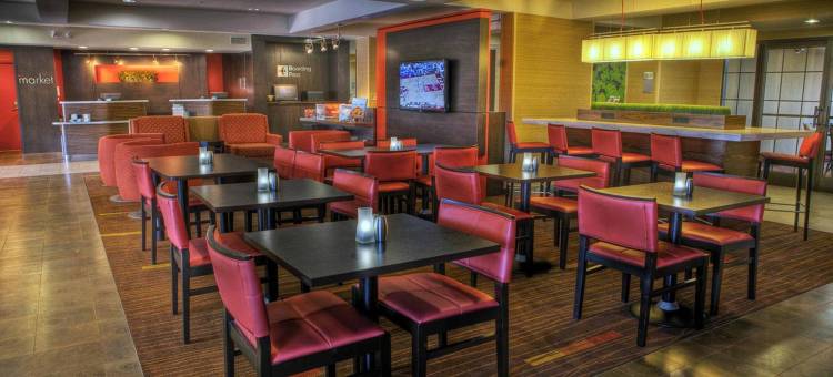 孟菲斯日耳曼敦万怡酒店(Courtyard Memphis Germantown)图片