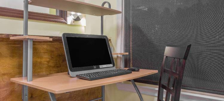 米利奇维尔戴斯酒店(Days Inn by Wyndham Milledgeville)图片