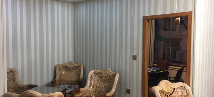 丹巴南河美谷主题酒店图片