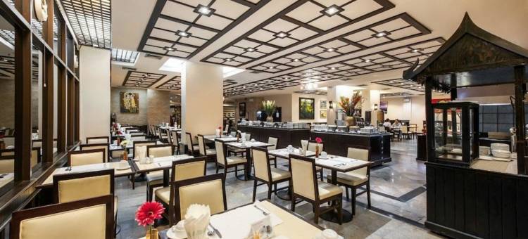 隆披尼公园品尼高酒店(Pinnacle Lumpini Park Hotel)图片