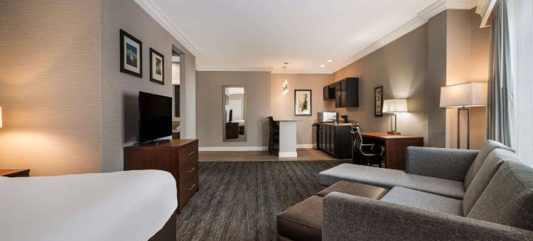 莫里森维尔普拉茨堡凯艺套房酒店(Comfort Inn & Suites Plattsburgh - Morrisonville)图片