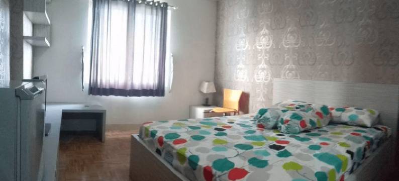 Pinewood Apartment by HN图片