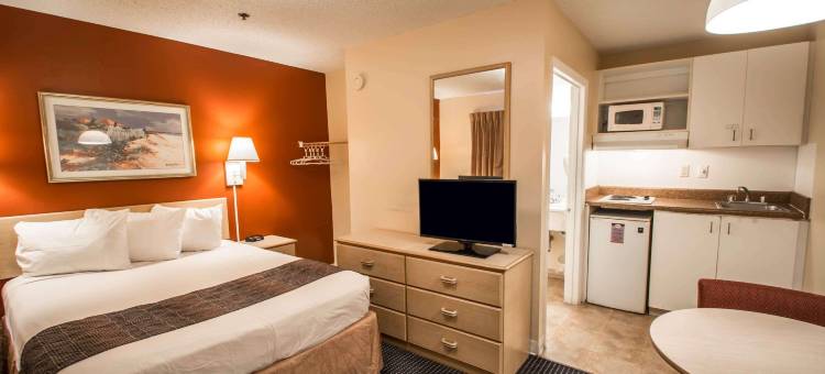 斯图尔特郊区开放式客房 - 近联邦公路 1 号(Suburban Studios Stuart Near Federal Hwy 1)图片