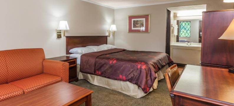 法明顿希尔骑士酒店(Knights Inn Farmington Hill)图片