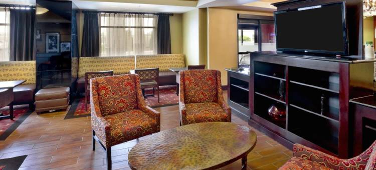 韦恩堡杜邦路欢朋酒店(Hampton Inn Ft. Wayne/Dupont Road)图片