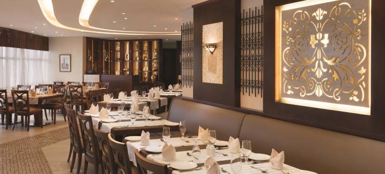 阿布扎比滨海路华美达酒店(Ramada by Wyndham Abu Dhabi Corniche)图片