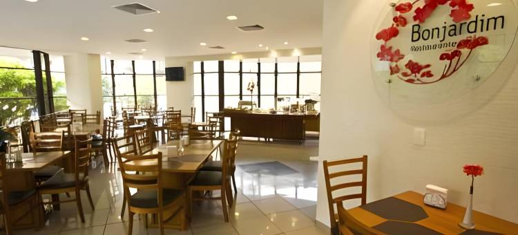 普拉亚弗莱特四海之家酒店(Cosmopolitan Praia Flat)图片