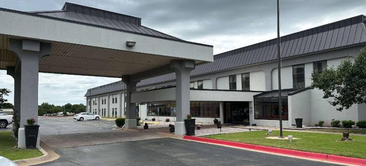 SureStay Plus Hotel by Best Western Norman图片