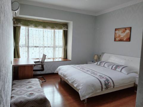 梁恒华公寓(樟江西路分店)