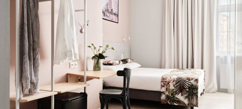 你好格丁尼亚酒店(Hola Gdynia)图片