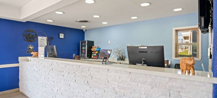 布伦纳姆美洲最佳价值酒店(Americas Best Value Inn Brenham)图片