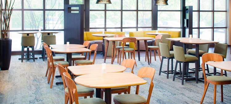 安阿伯万怡酒店(Courtyard by Marriott Ann Arbor)图片