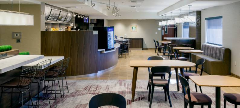 拉斯维加斯亨德森/绿谷万豪万怡酒店(Courtyard Las Vegas Henderson/Green Valley)图片